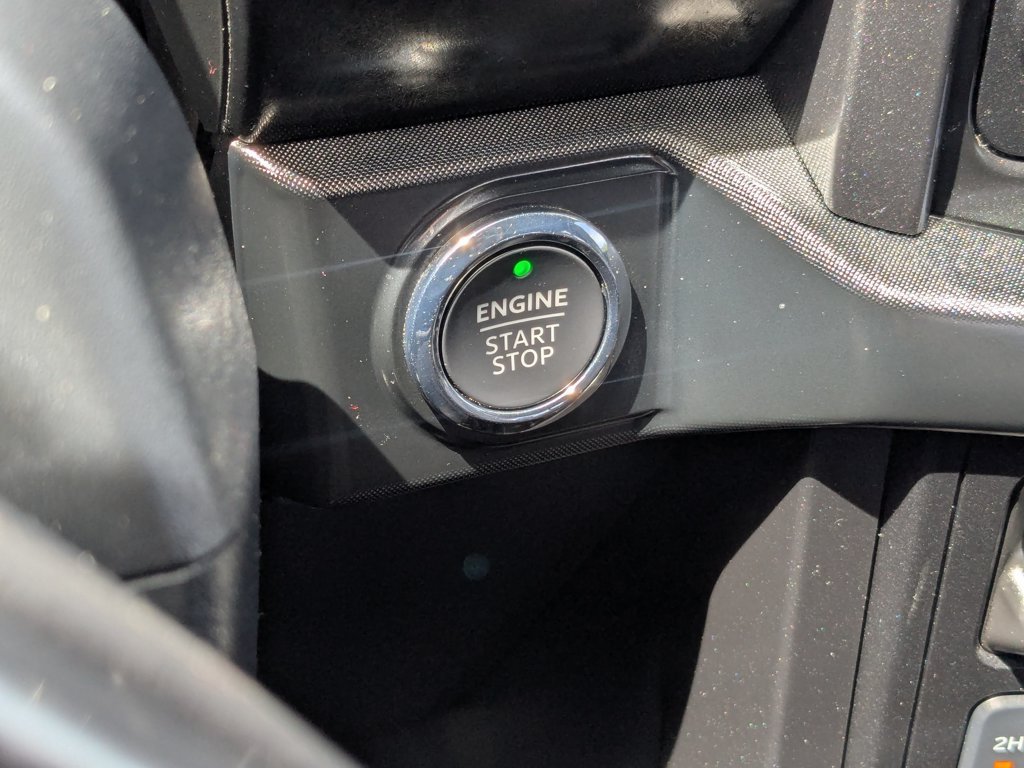 Used 2023  Ford Tremor image 21