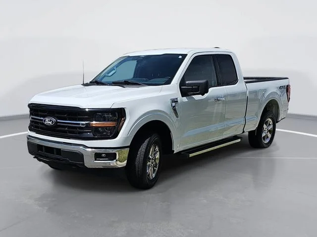 Used 2024 White Ford XLT image 7