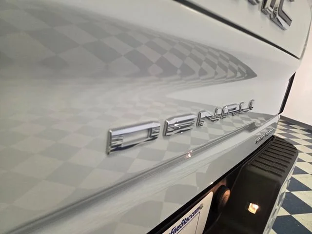 New 2026 Glacier White Tricoat GMC Denali Ultimate image 15