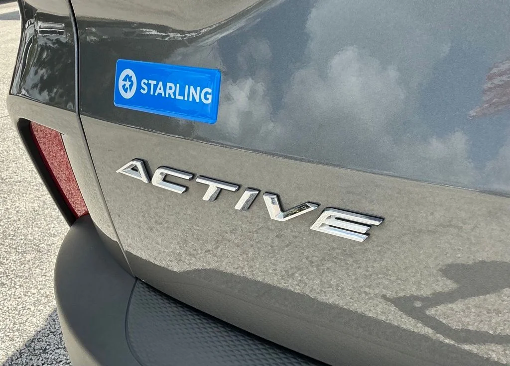 Used 2025 Gray Ford Active image 18