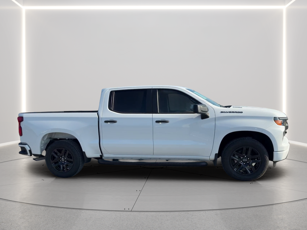 Used 2024 Summit White Chevrolet Custom image 4