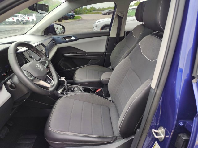 Used 2023 Blue Volkswagen 1.5T SE image 12