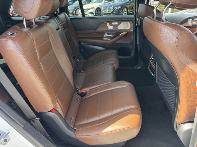 New 2026 Polar White Mercedes-Benz GLS 450 image 5