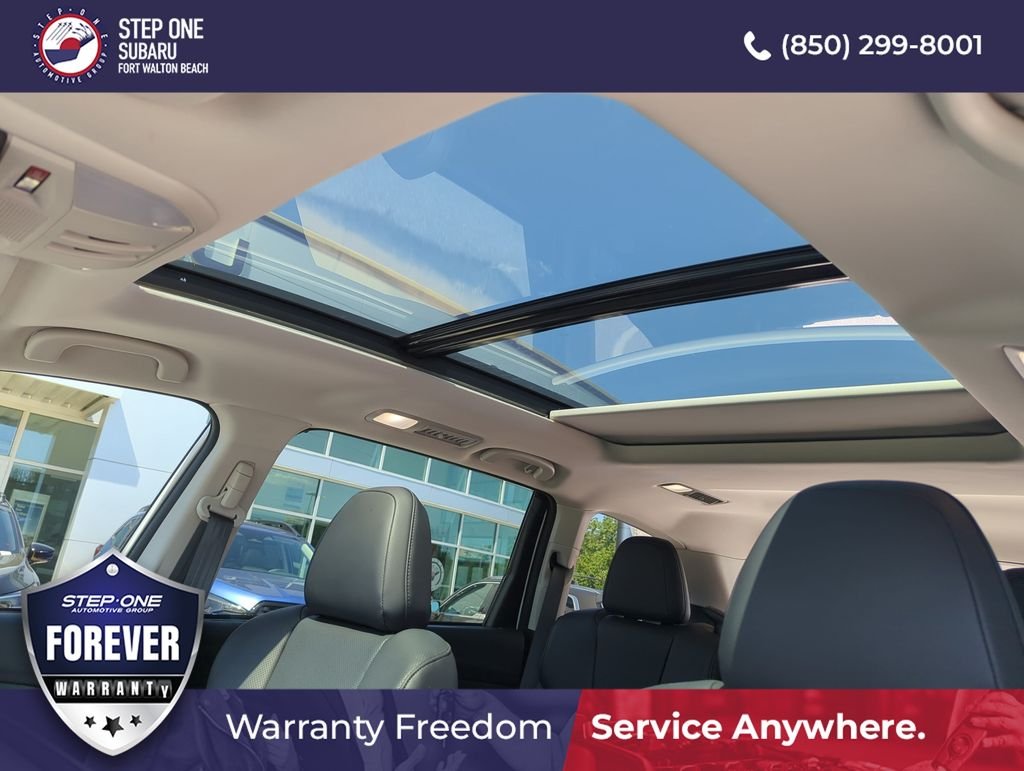 Used 2026 White Subaru Onyx Edition Touring image 29