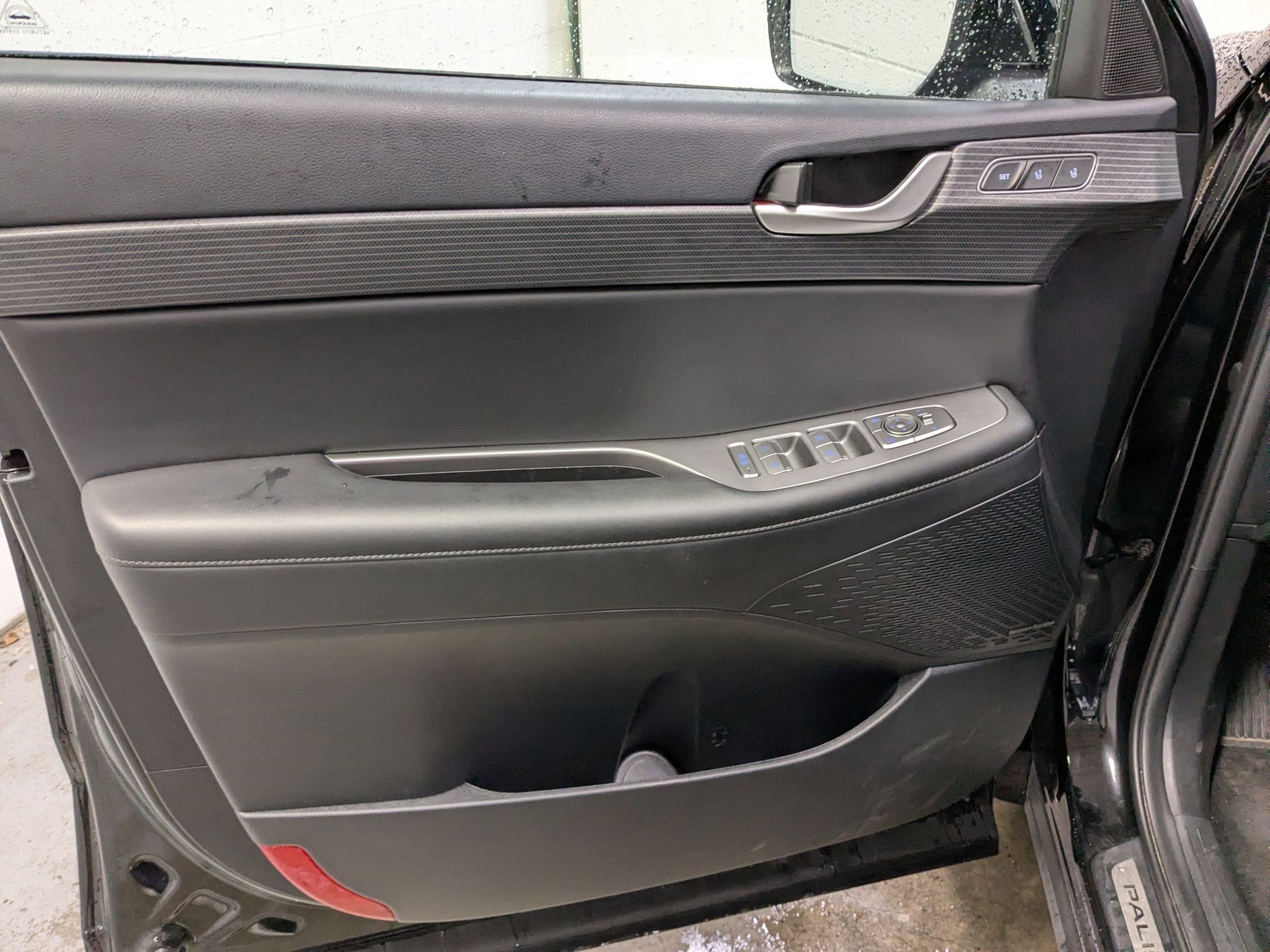 2025 Hyundai Palisade Limited - Photo 14