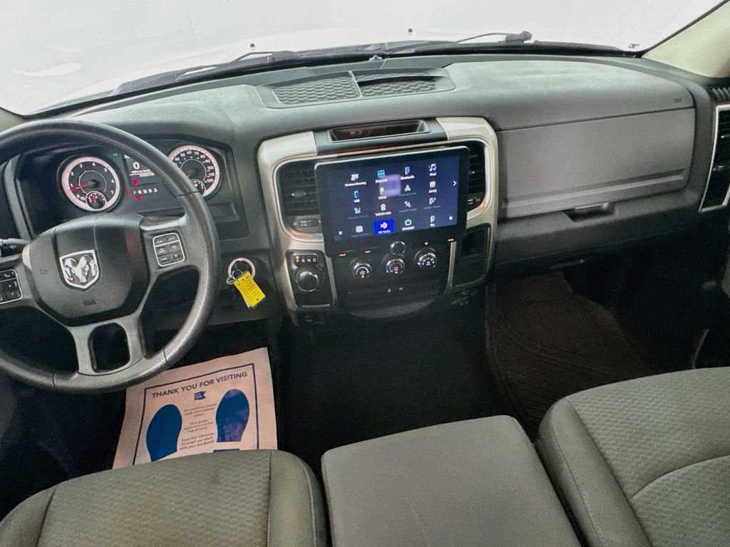 Used 2018 Bright White Clearcoat Ram SLT image 25