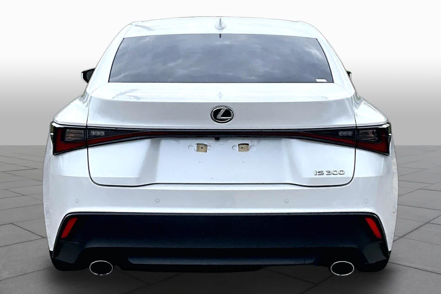 Used 2023 Eminent White Pearl Lexus  image 5