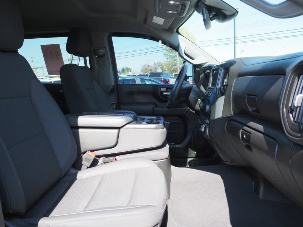 2025 Chevrolet Silverado 2500HD Custom - Photo 42