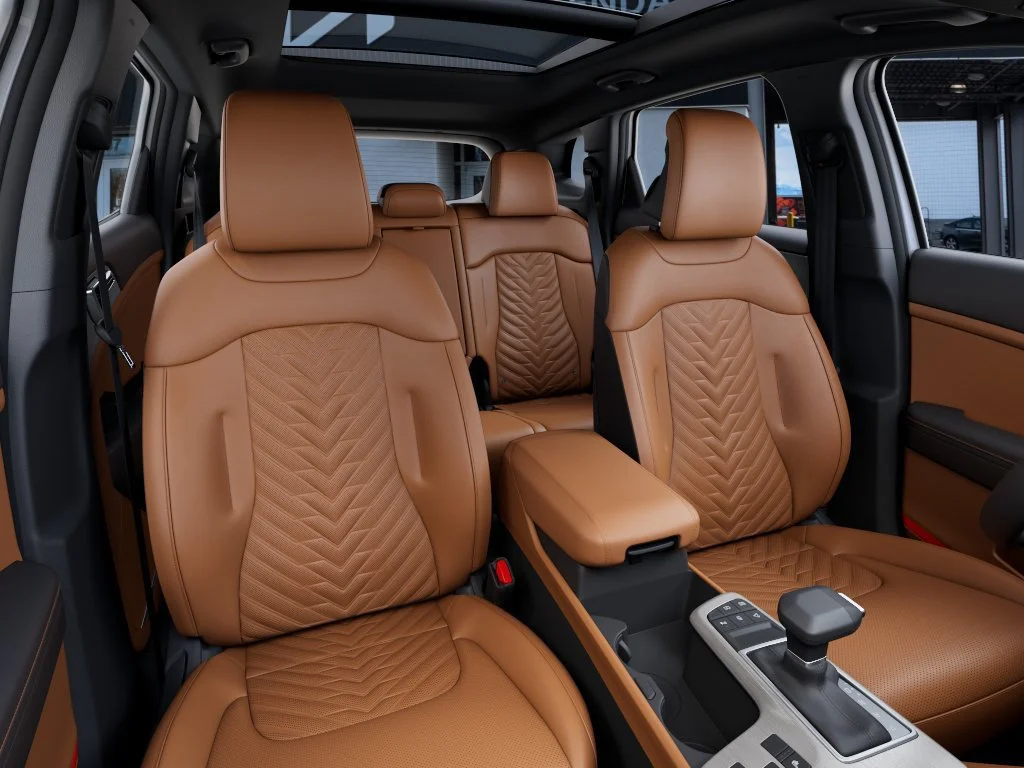 New 2027 Glacial White Pearl / Black Ro Kia X-Line image 15