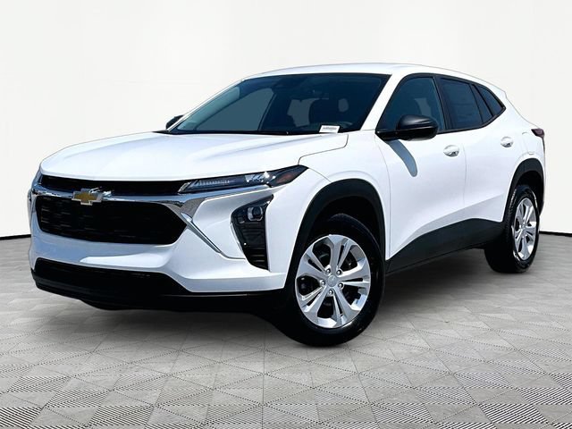 New 2026 Summit White Chevrolet LS image 3