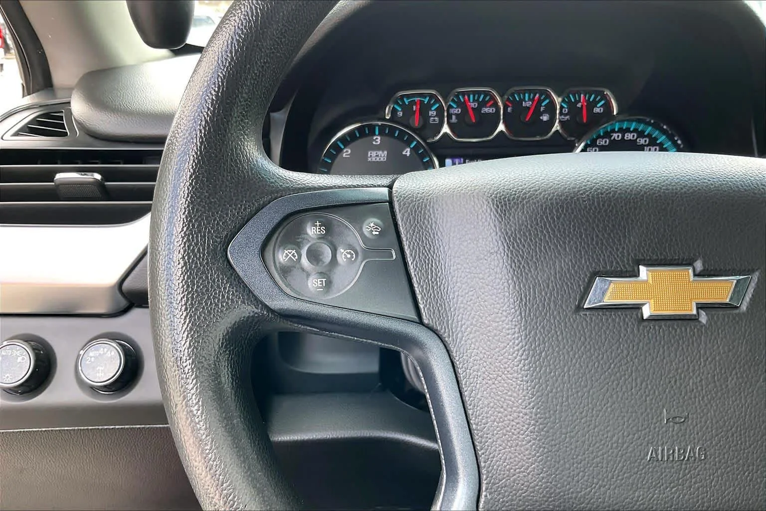 Used 2019 Black Chevrolet Commercial image 21