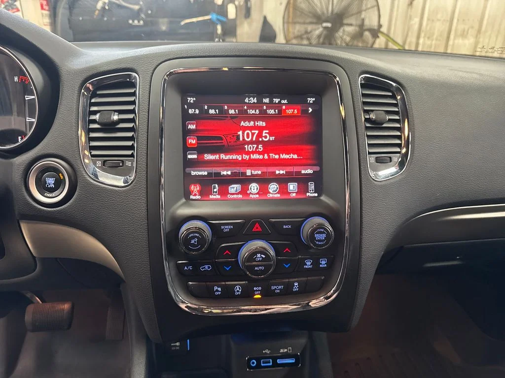 Used 2016 Red Dodge Limited image 19