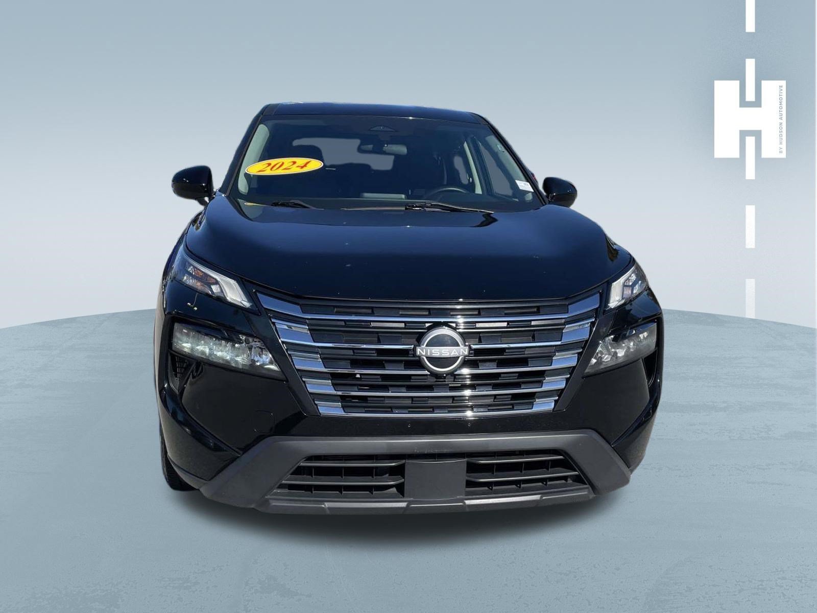 Used 2024 Super Black Nissan SV image 2
