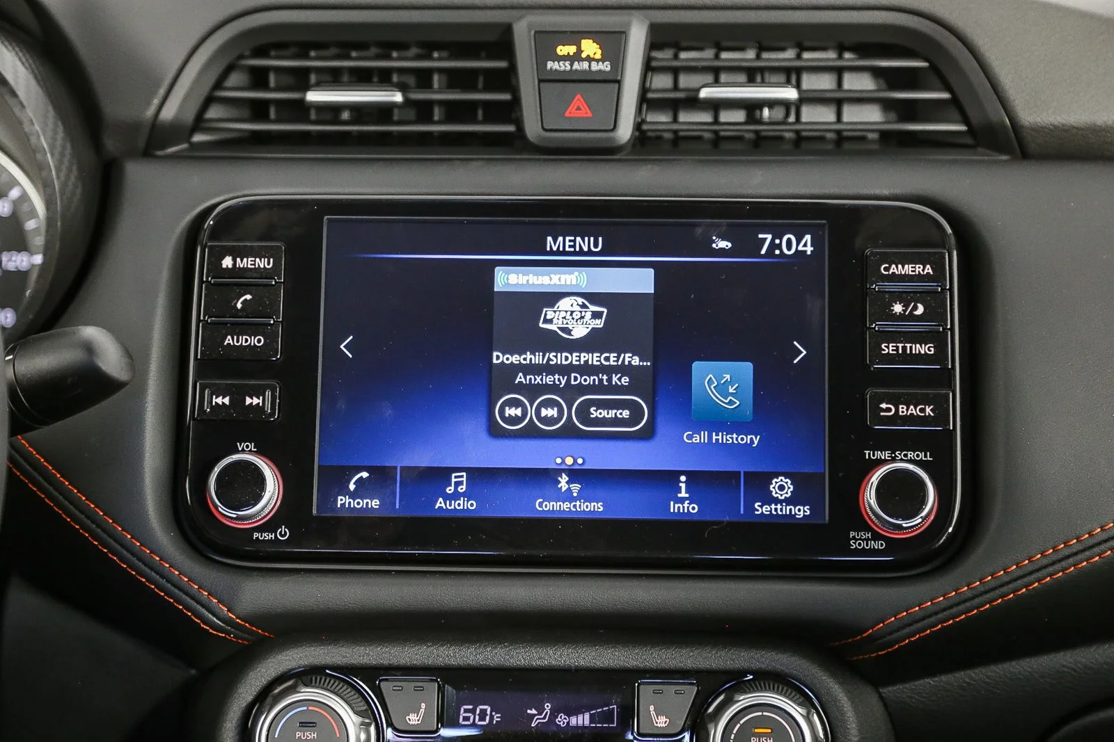 2025 Nissan Versa Sedan SR - Photo 16