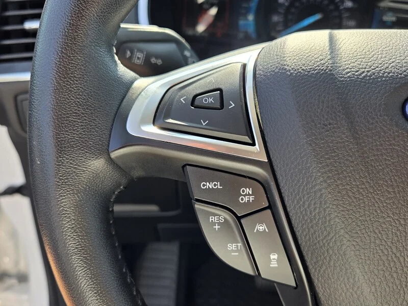 Used 2021 White Metallic FORD TITANIUM image 25