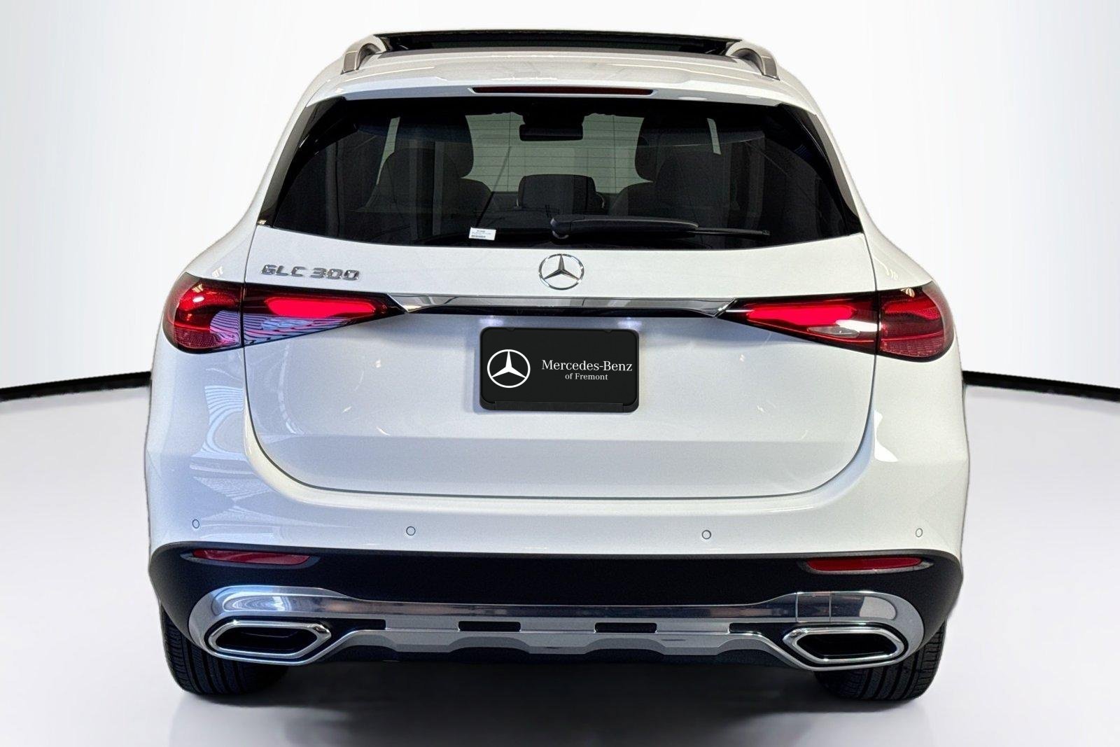Used 2026 Polar White Mercedes-Benz GLC 300 image 6