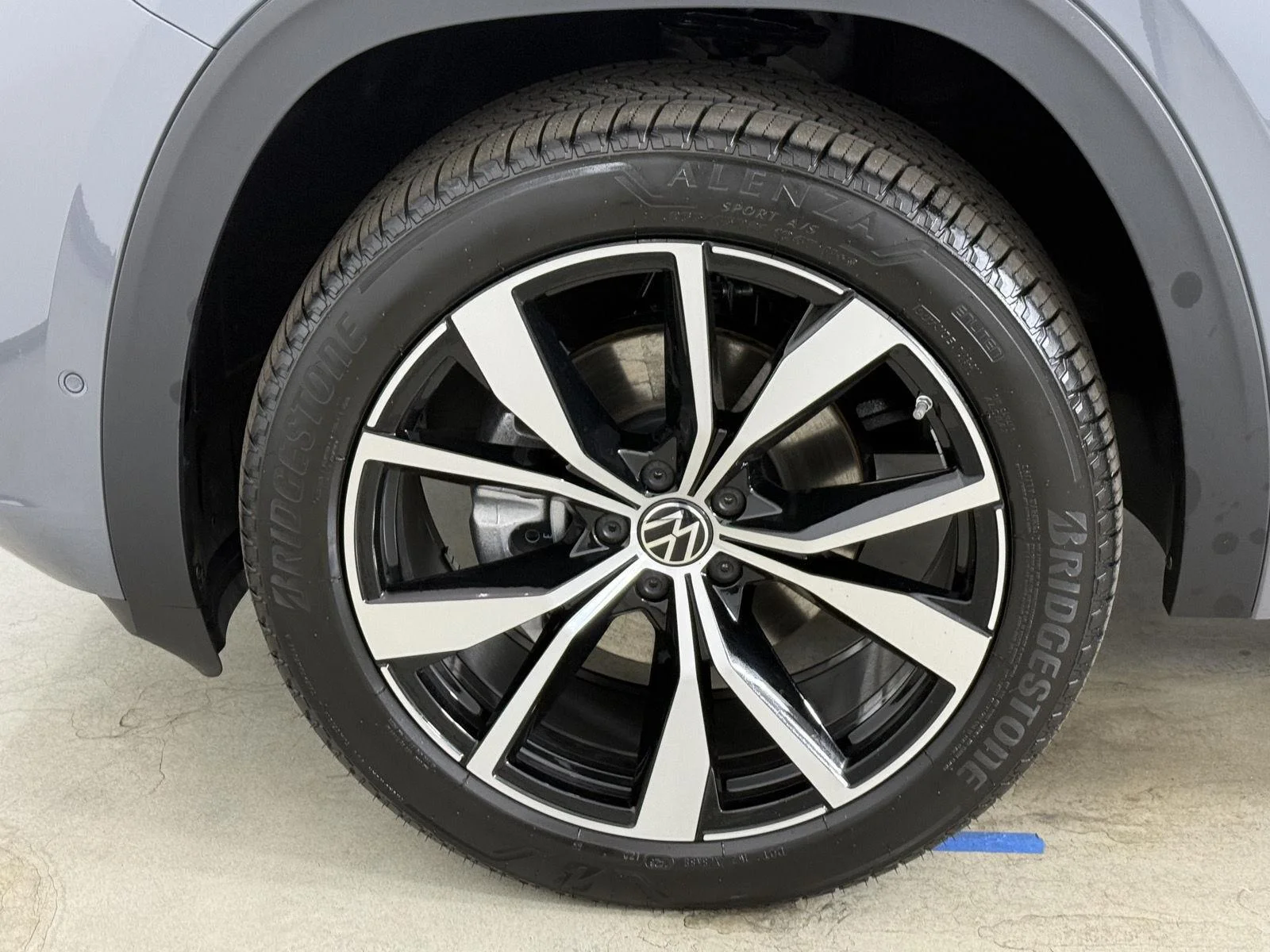 New 2026 Pure Gray Volkswagen 2.0T SEL Premium R-Line image 11
