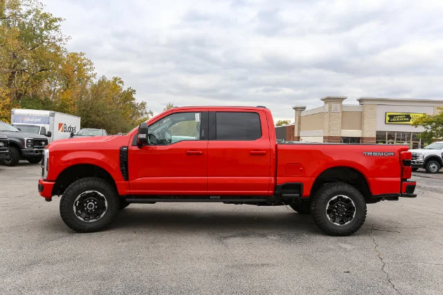 New 2027 Race Red Ford XLT image 6