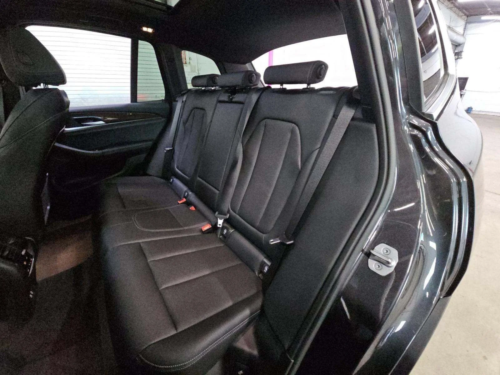 Used 2023 Dark Graphite Metallic BMW xDrive30i image 12