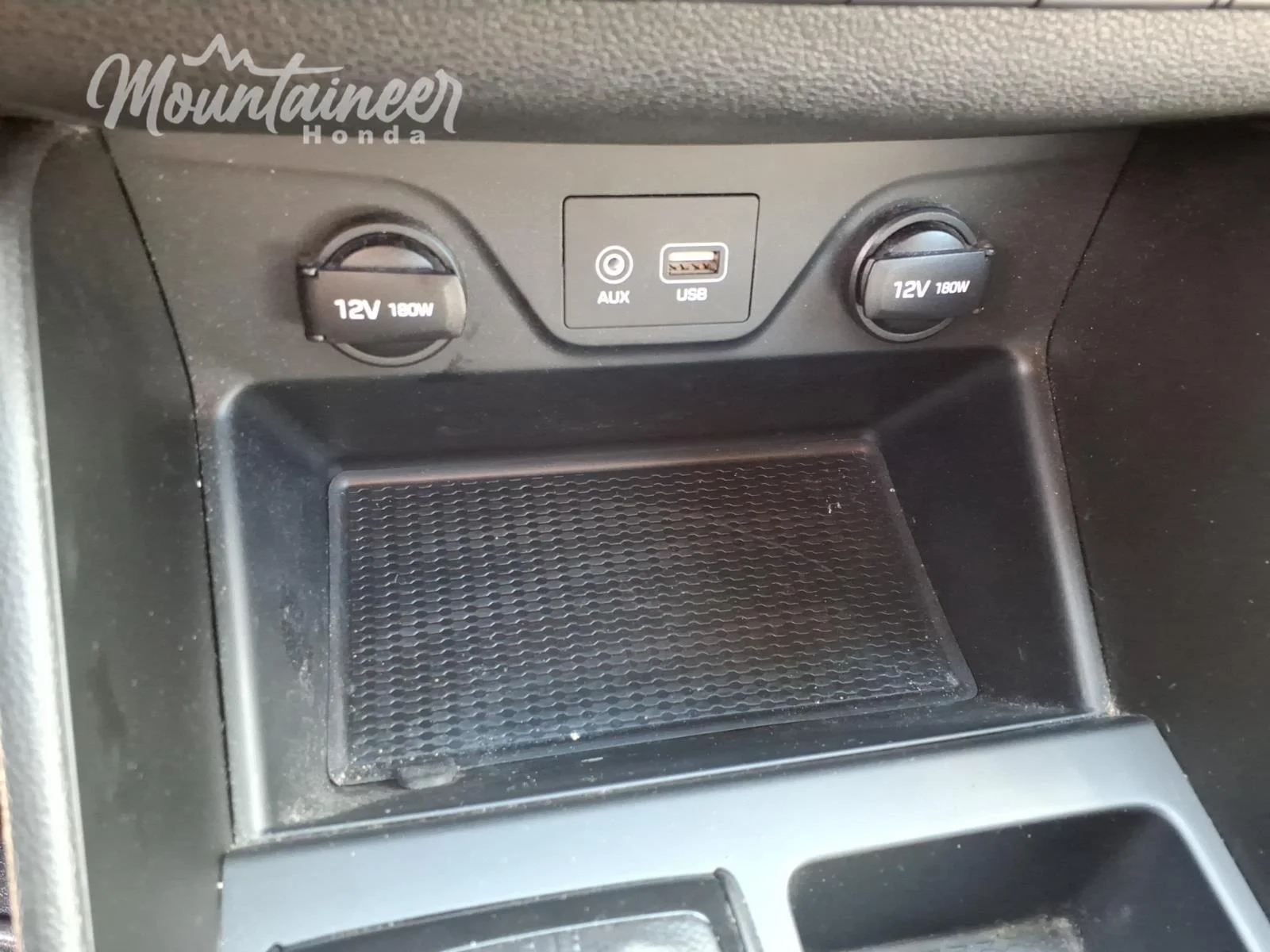 Used 2019 Aqua Blue Hyundai Value image 32