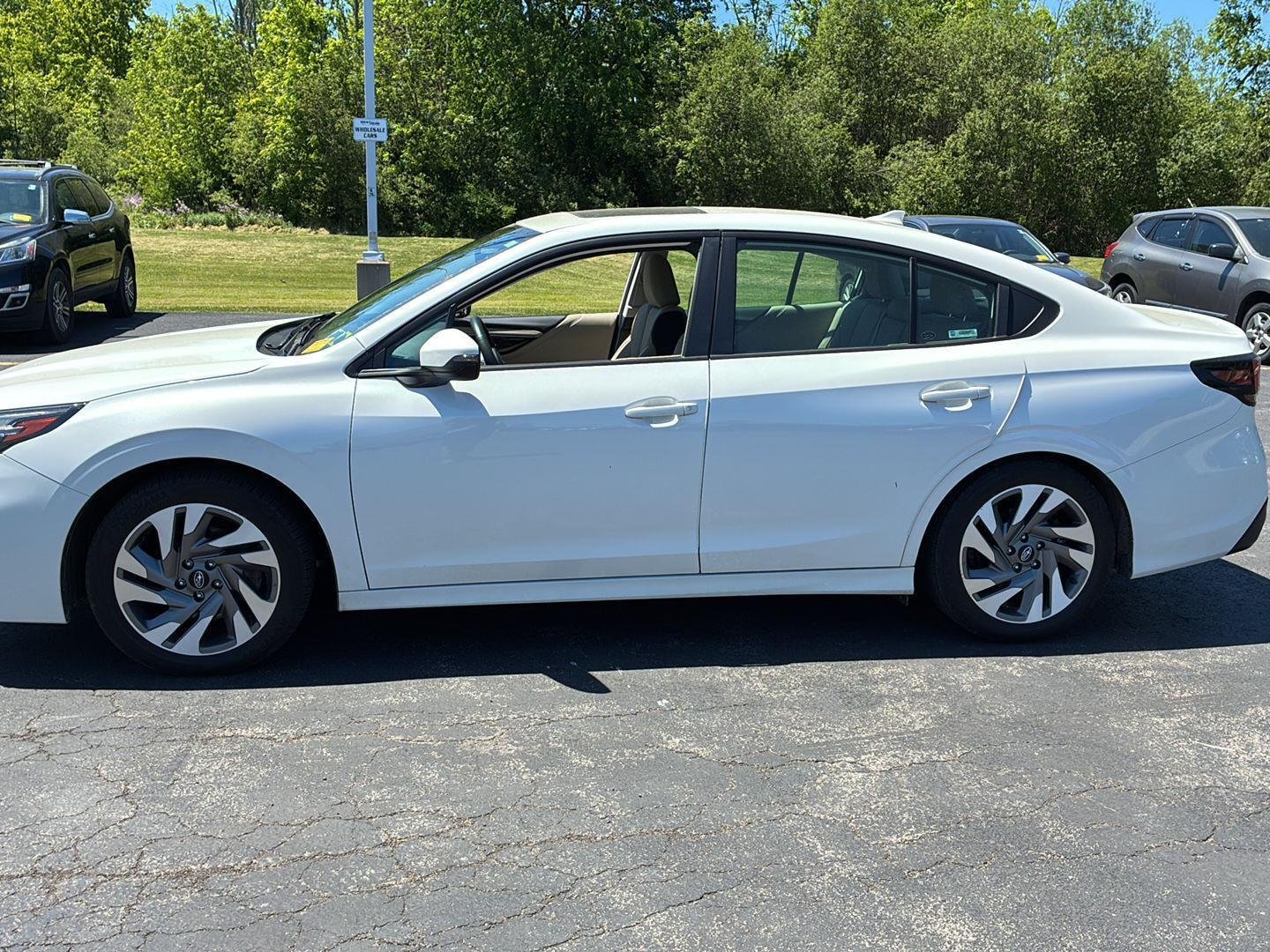 Used 2024 Crystal White Pearl Subaru Limited image 11