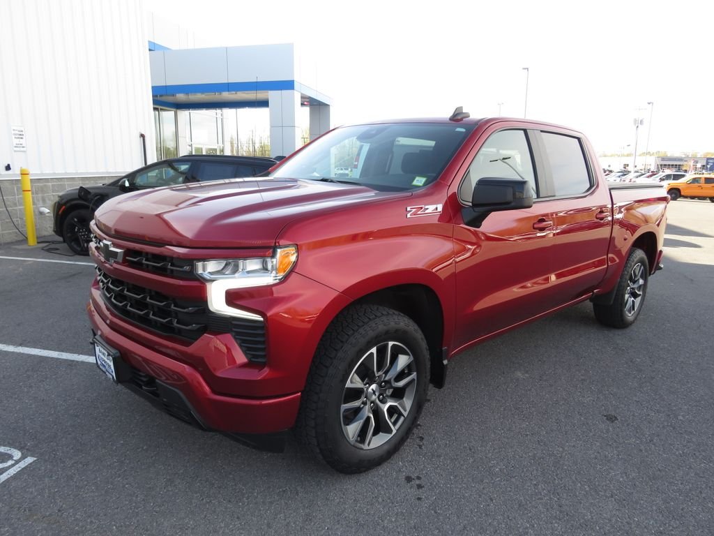 Used 2023 Red Chevrolet RST image 11