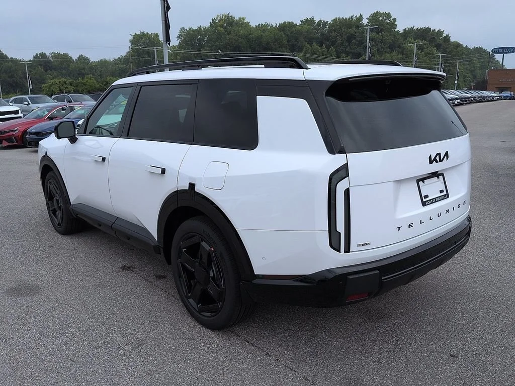 New 2027 Glacial White Pearl Kia X-LINE SX PRESTIGE image 5