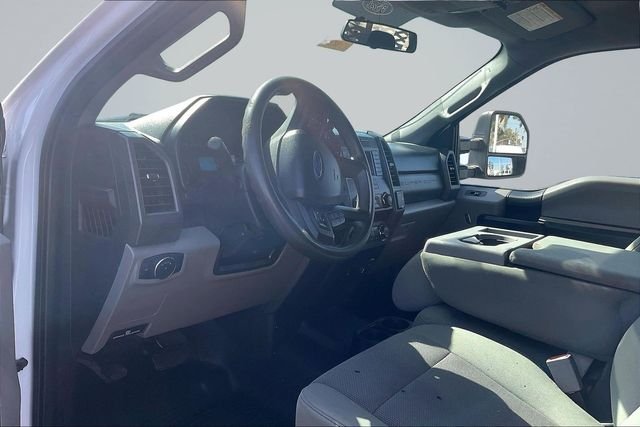 2019 Ford F-450 Super Duty Chassis Cab XL - Photo 14