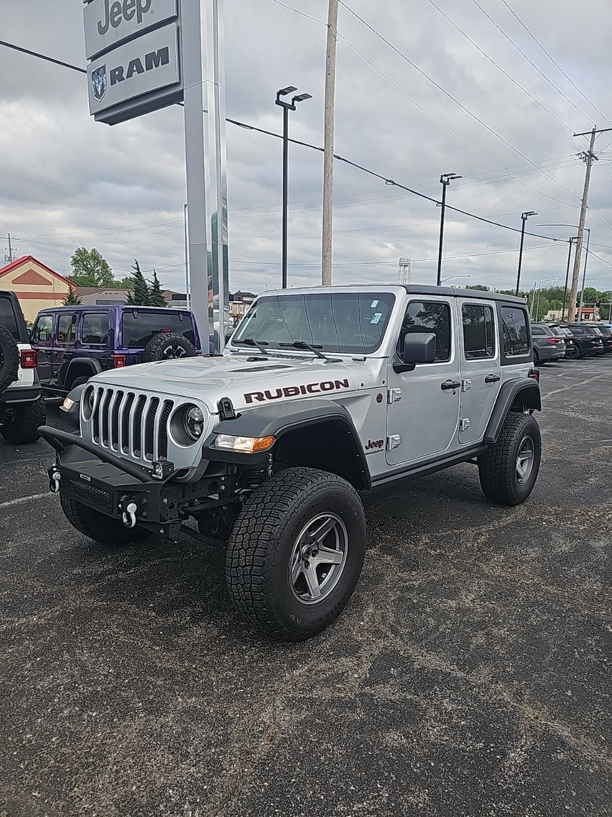 2023 Jeep Wrangler Rubicon's photo