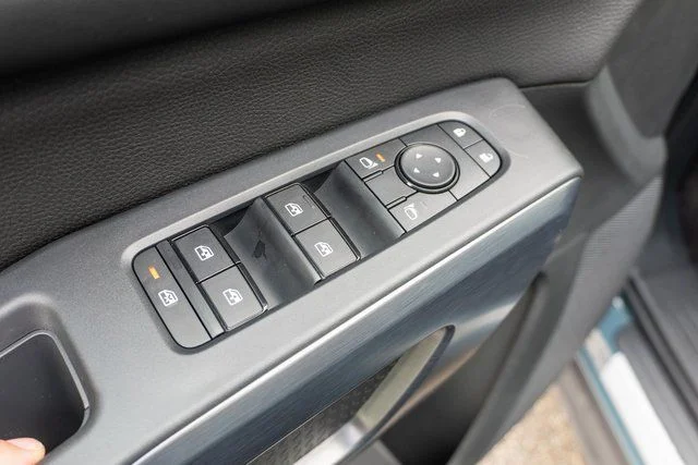 New 2026 Baltic Teal Pearl / Super Black Two-tone Nissan Rock Creek® image 13
