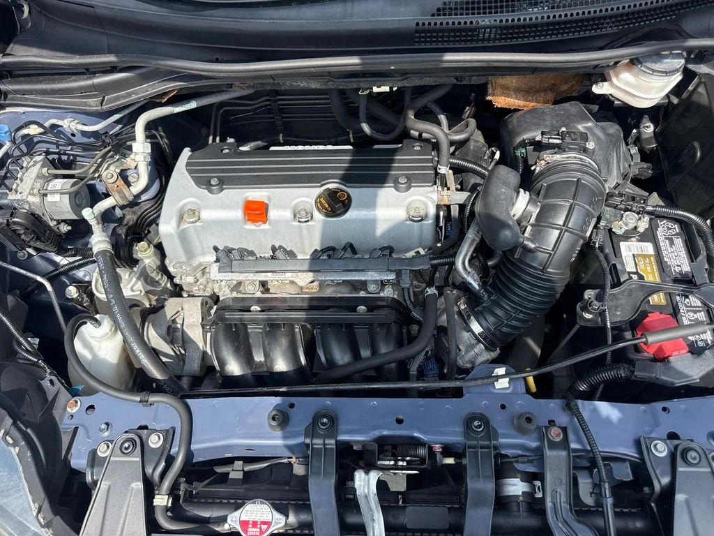 Used 2014 Twilight Blue Metallic Honda EX-L image 35