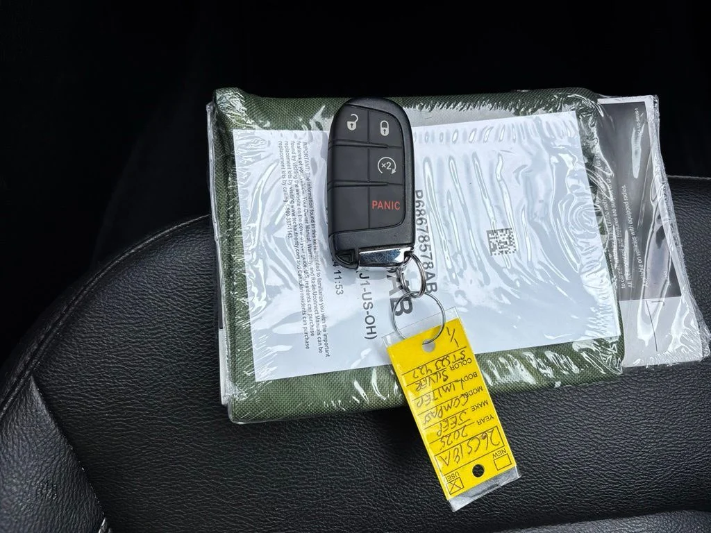 Used 2025 Silver Jeep Limited image 18