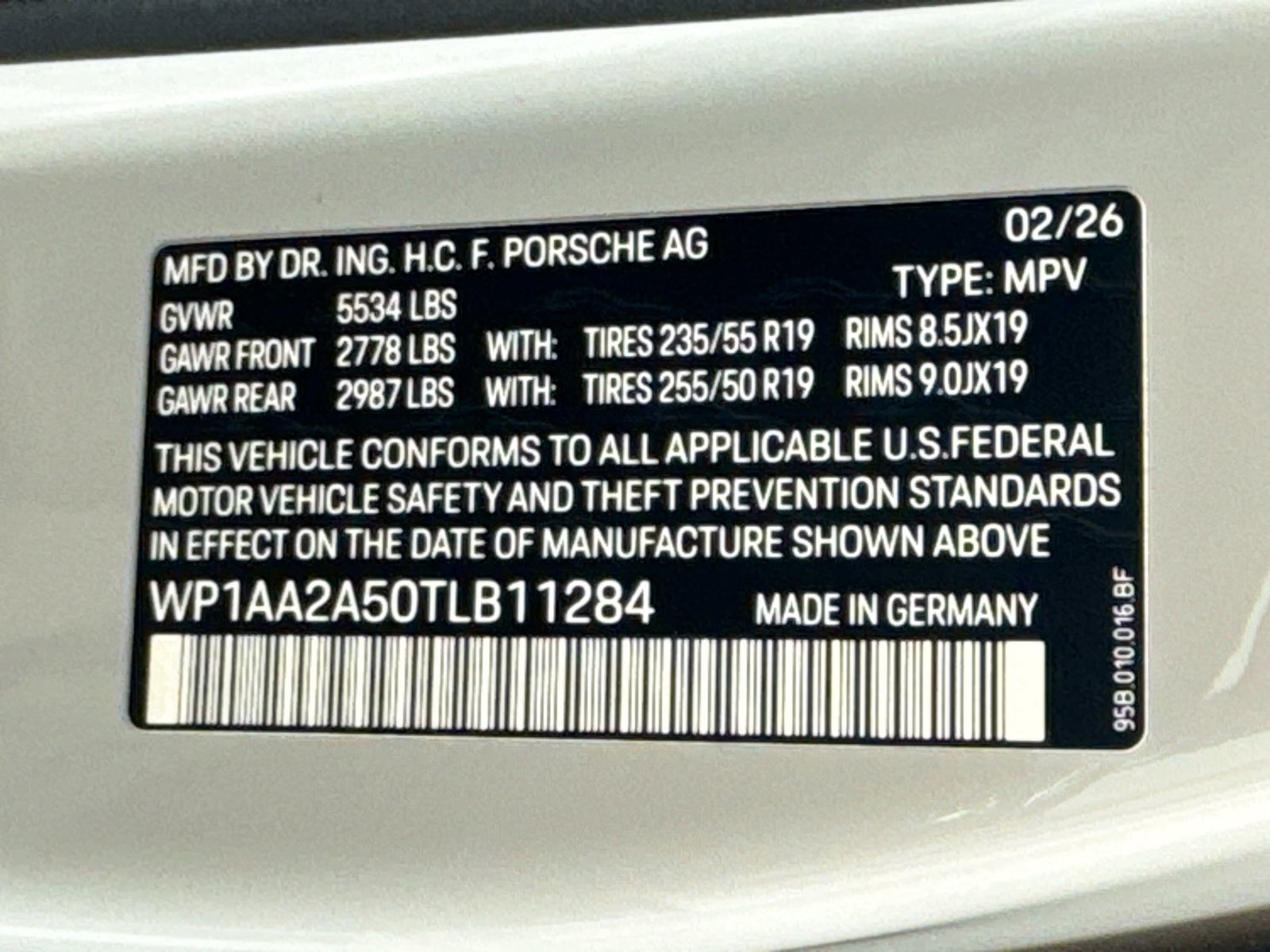 Used 2026 Chalk Porsche  image 27