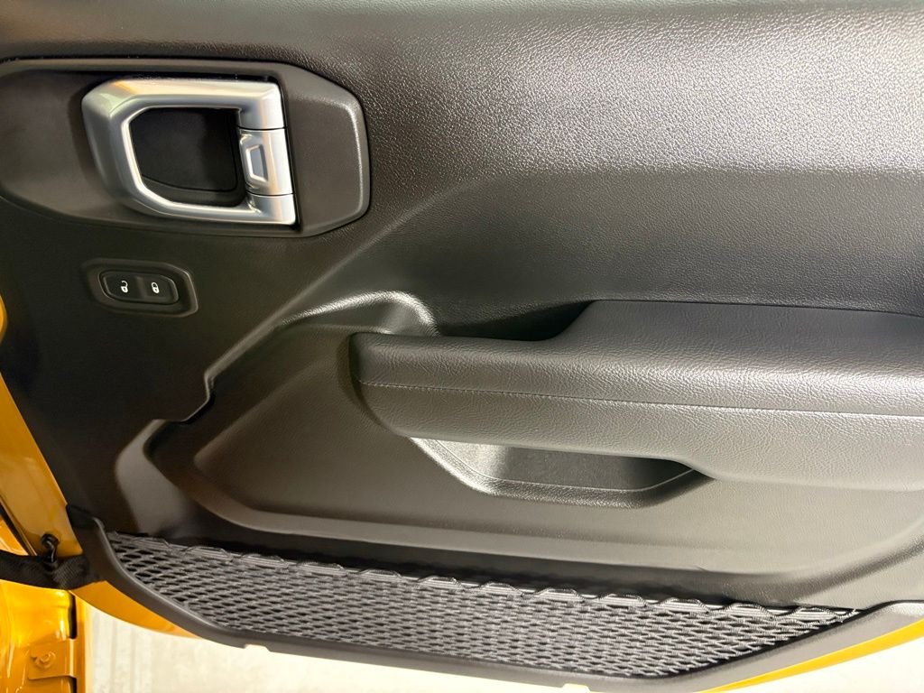 New 2026 Goldilocks Exterior Paint Jeep Sport image 23