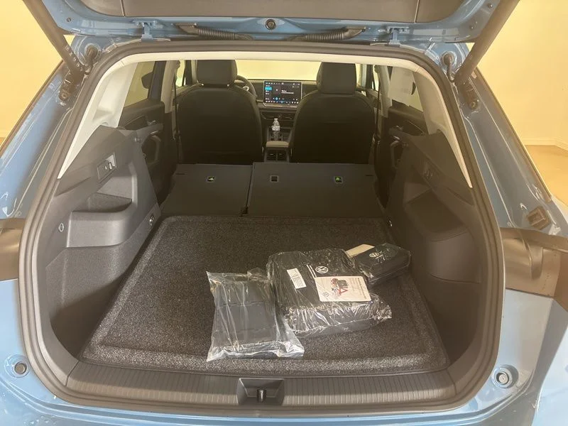 New 2026 Blue Volkswagen 2.0T SE image 13