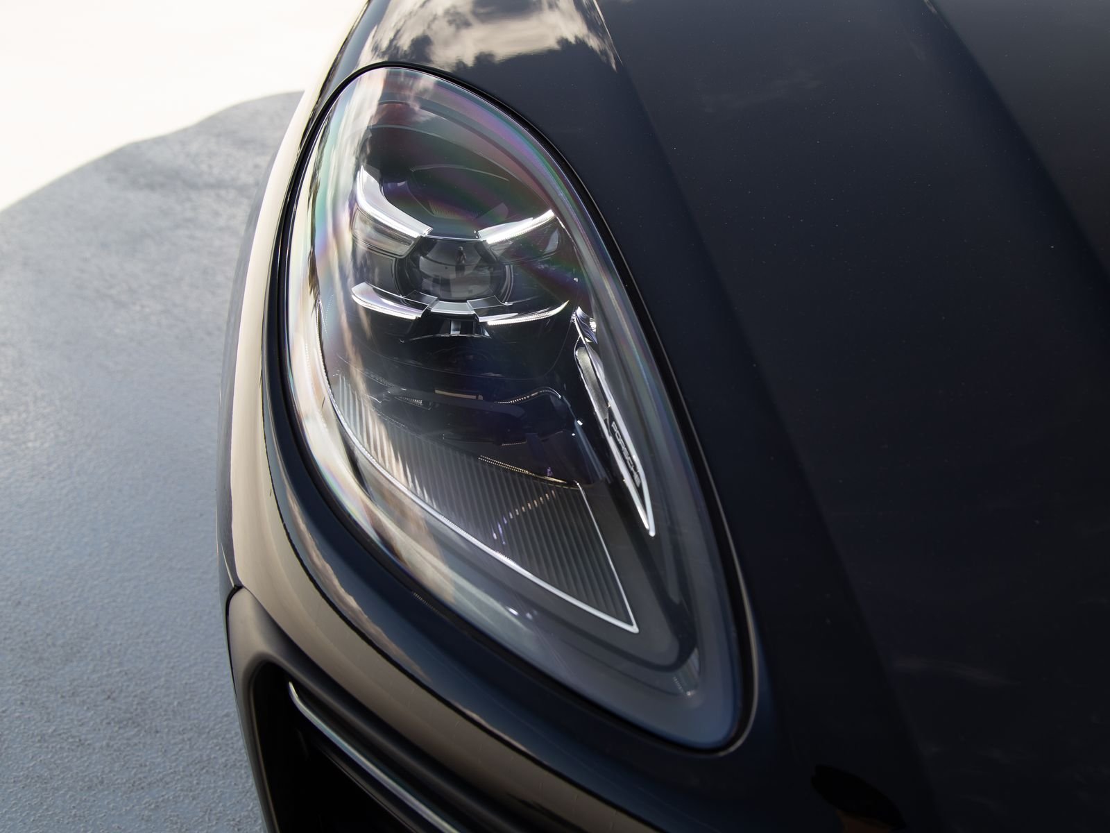 Used 2025 Black Porsche Base image 13
