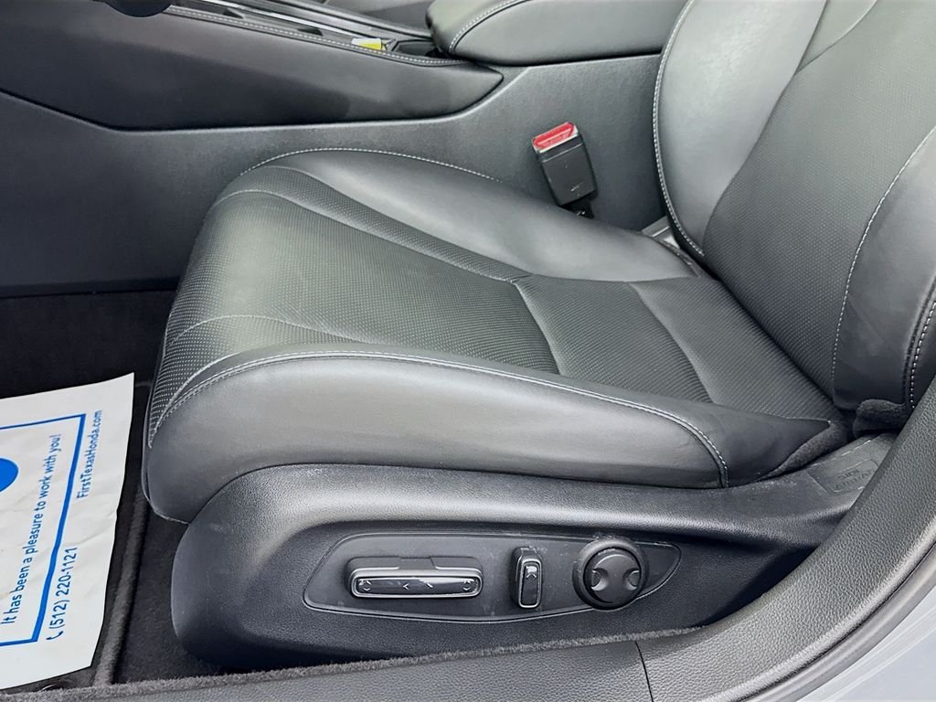 Certified Used 2025 Urban Gray Pearl Honda HYBRID TOURING image 23