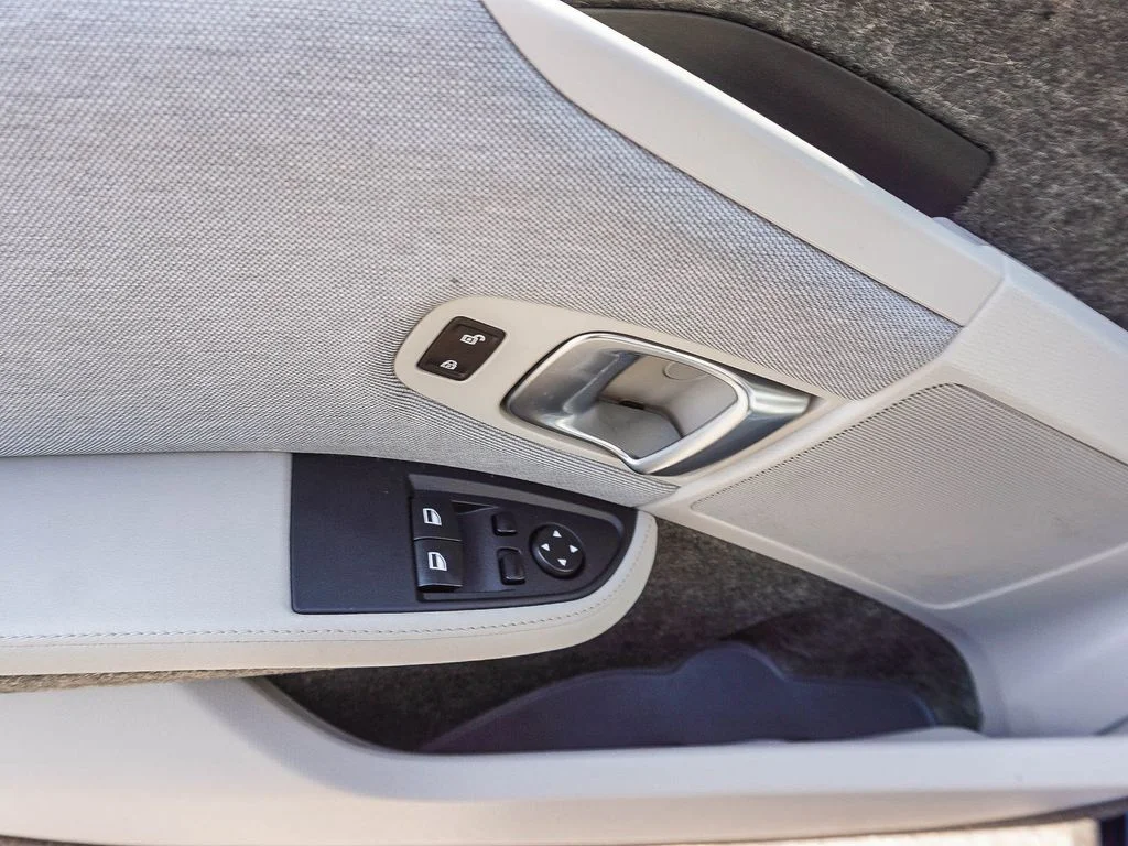 Used 2015 Gray BMW with Range Extender image 21
