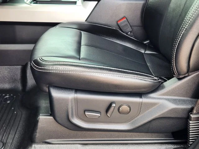 Used 2021 Gray Metallic Ford Lariat image 26