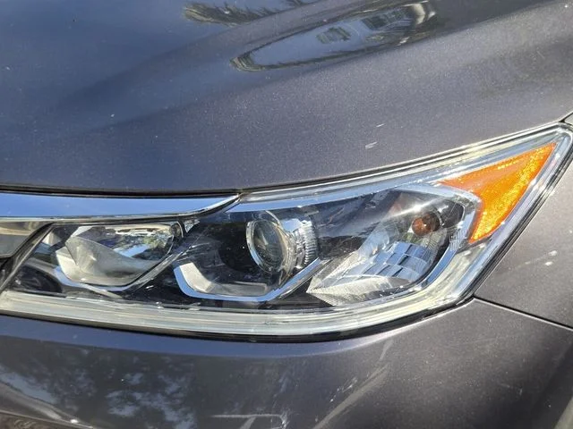 Used 2017 Gray Honda EX-L image 11