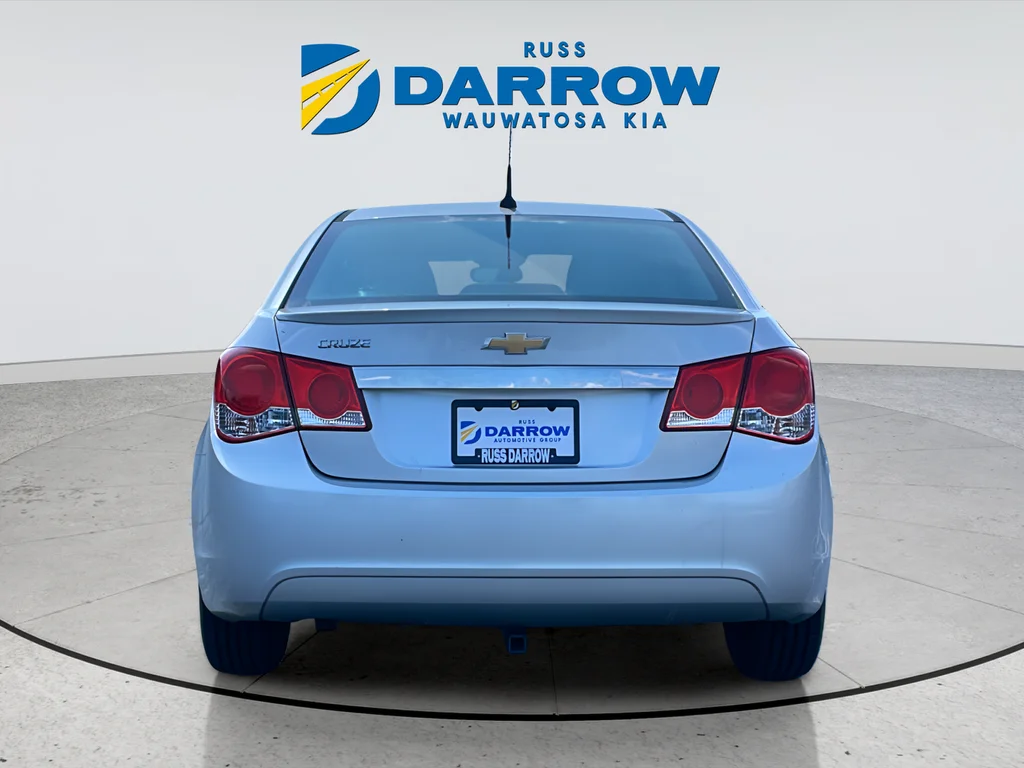 Used 2013 Silver Chevrolet LS image 4
