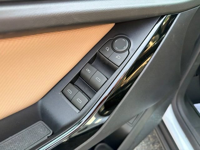 2027 Chevrolet Equinox ACTIV - Photo 26