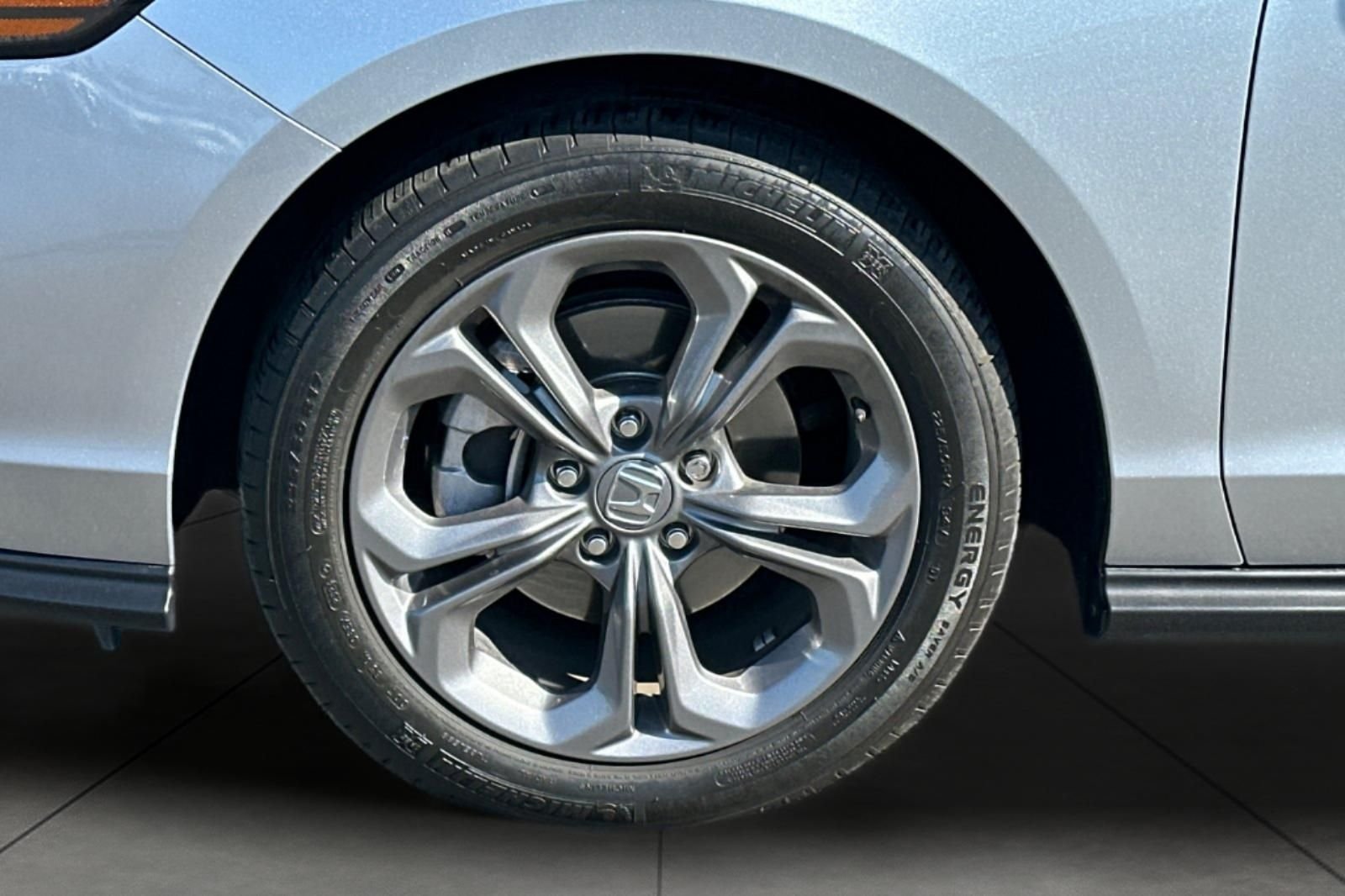 Used 2024 Gray Honda EX image 30