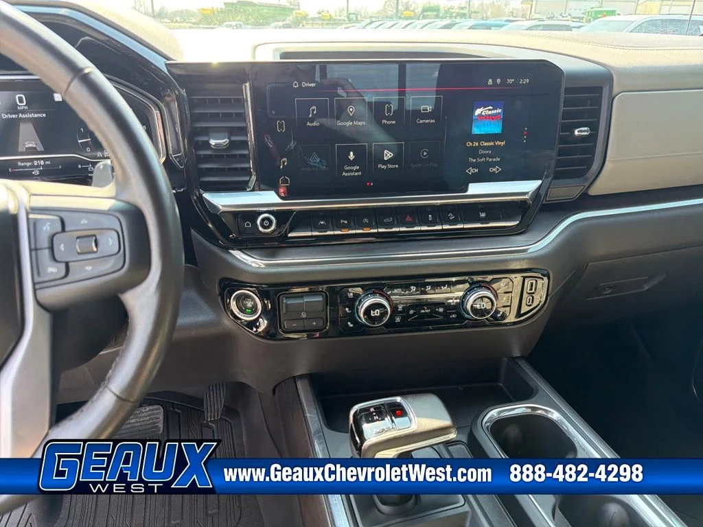 Used 2023 Red GMC SLT image 22