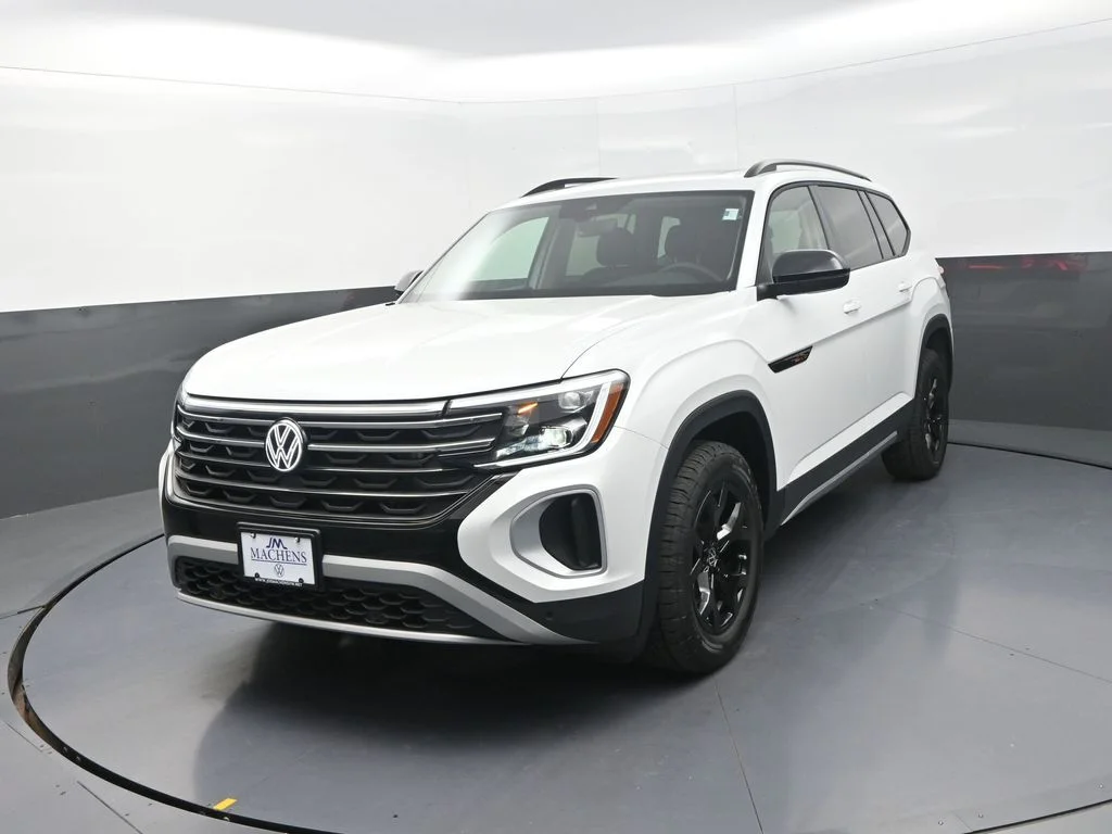 New 2026  Volkswagen 2.0T Peak Edition image 4