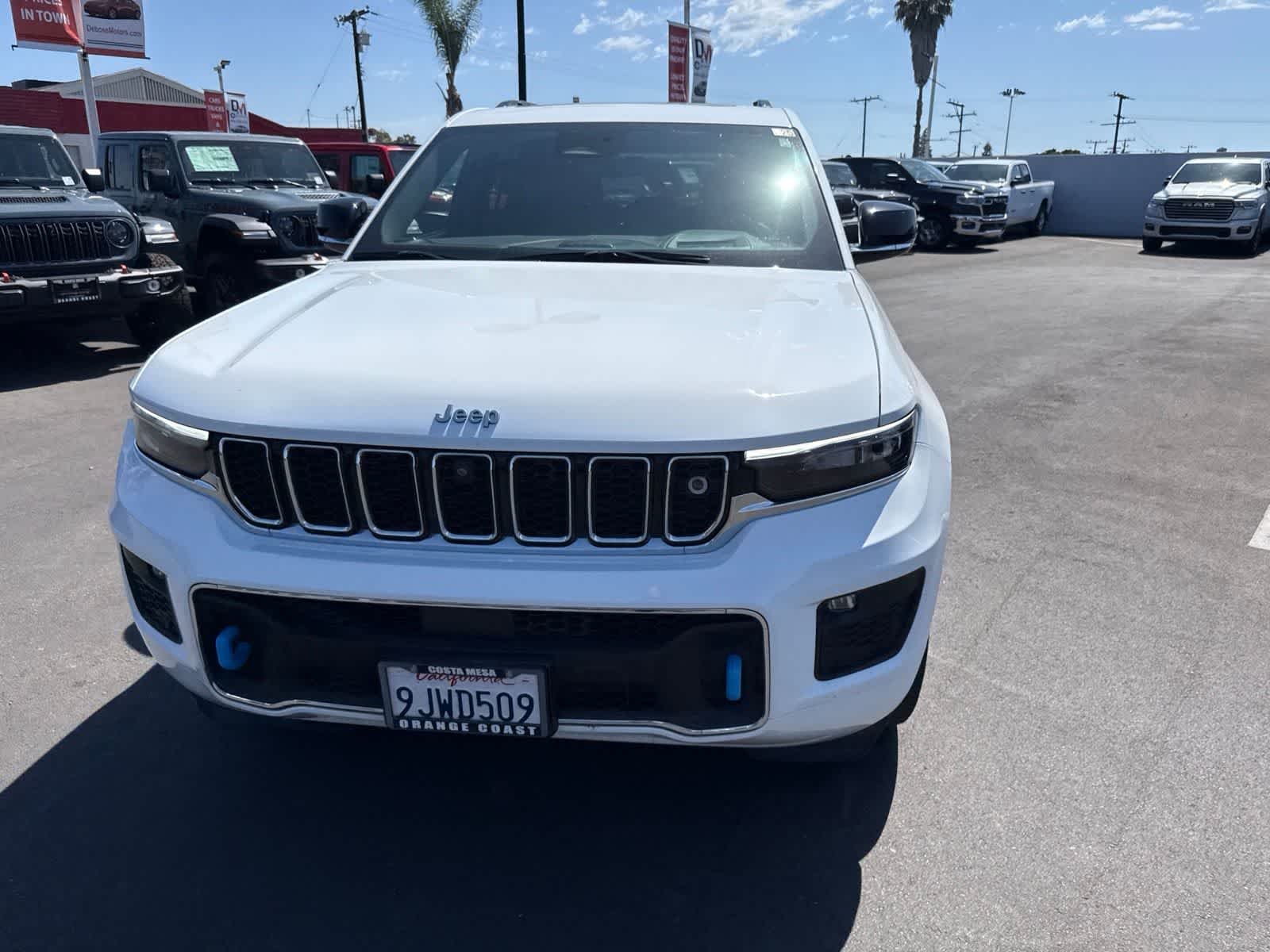 Used 2023 Bright White Clearcoat Jeep Overland image 5