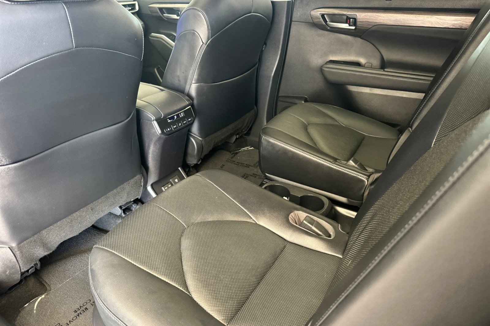 Used 2023 Moon Dust Toyota Limited image 11