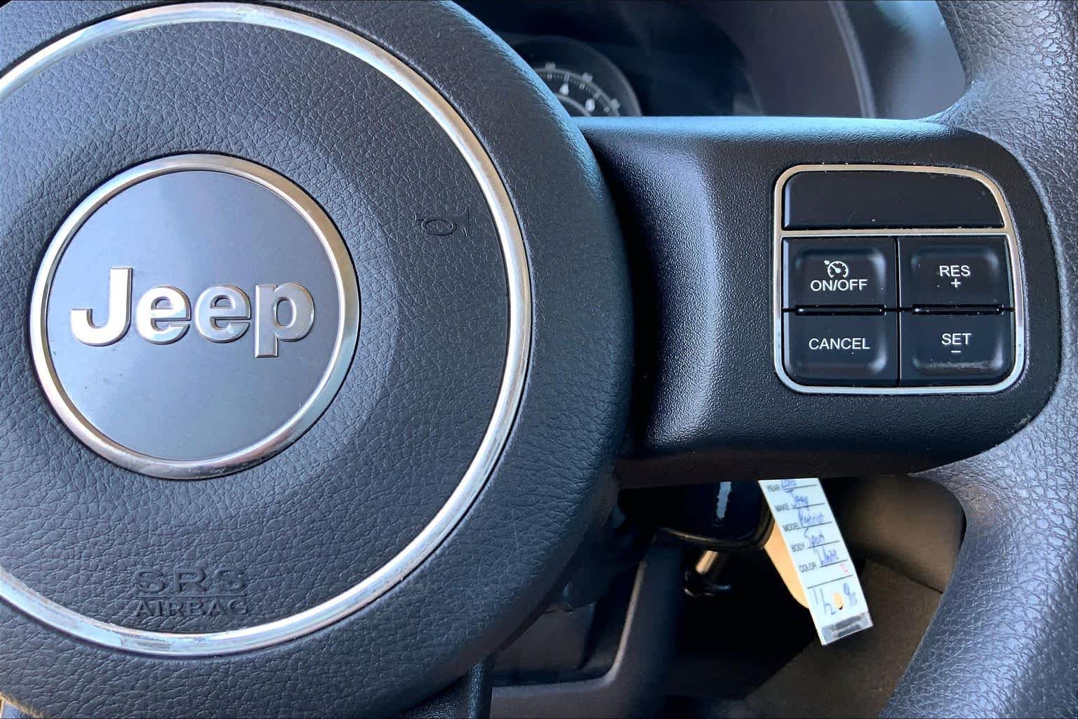 Used 2016 Bright White Clearcoat Jeep Sport image 25