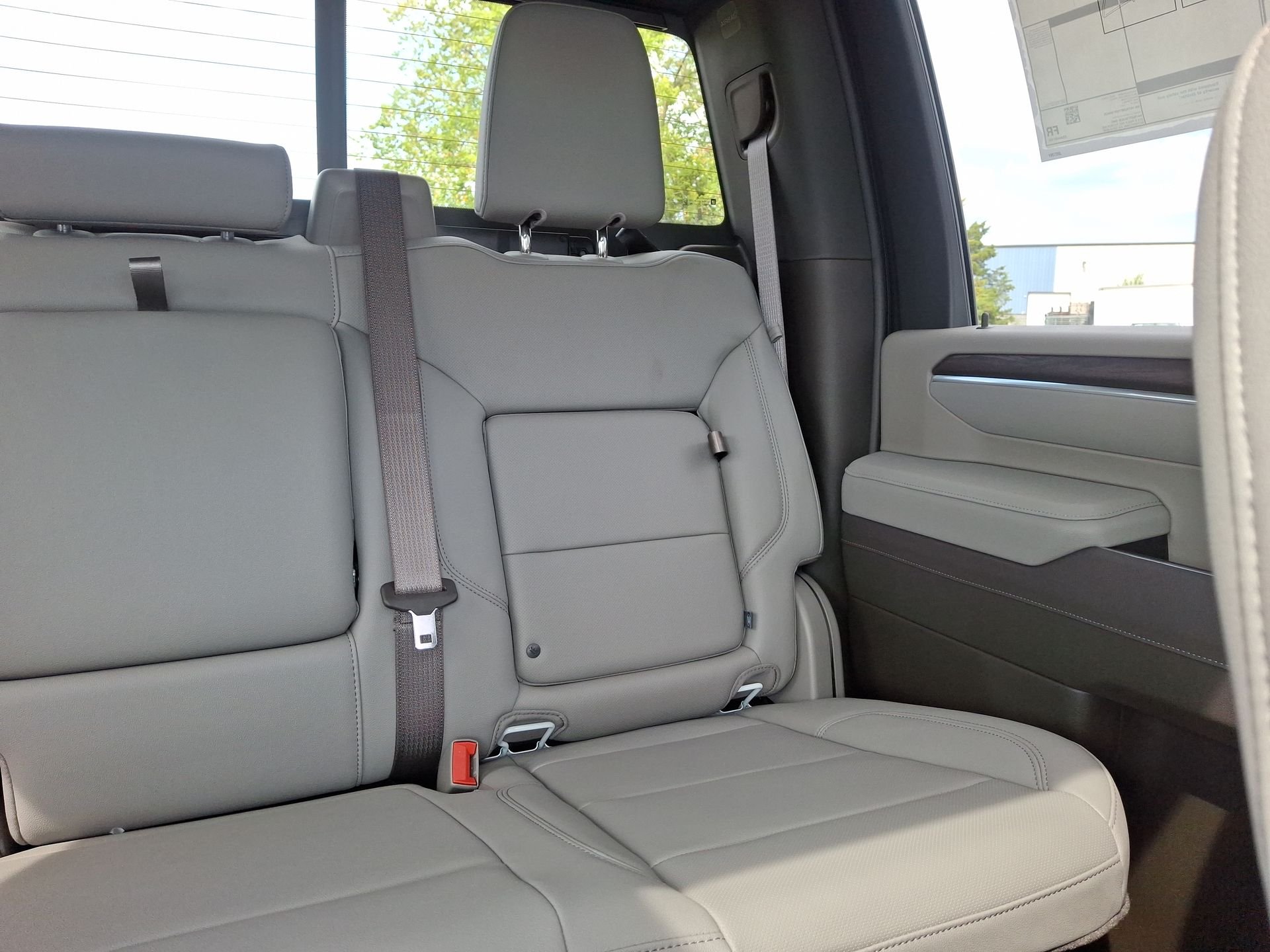 2025 GMC Sierra 2500HD SLT - Photo 39