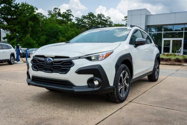 New 2026 Crystal White Pearl Subaru Premium image 11